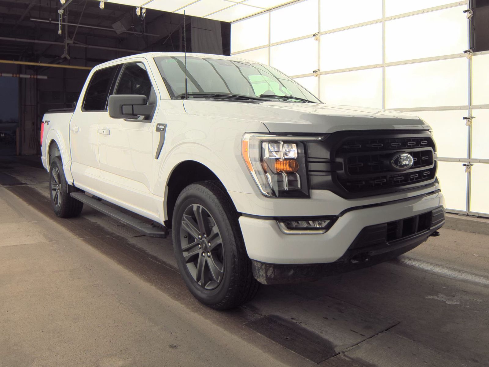 2023 Ford F-150 XLT AWD