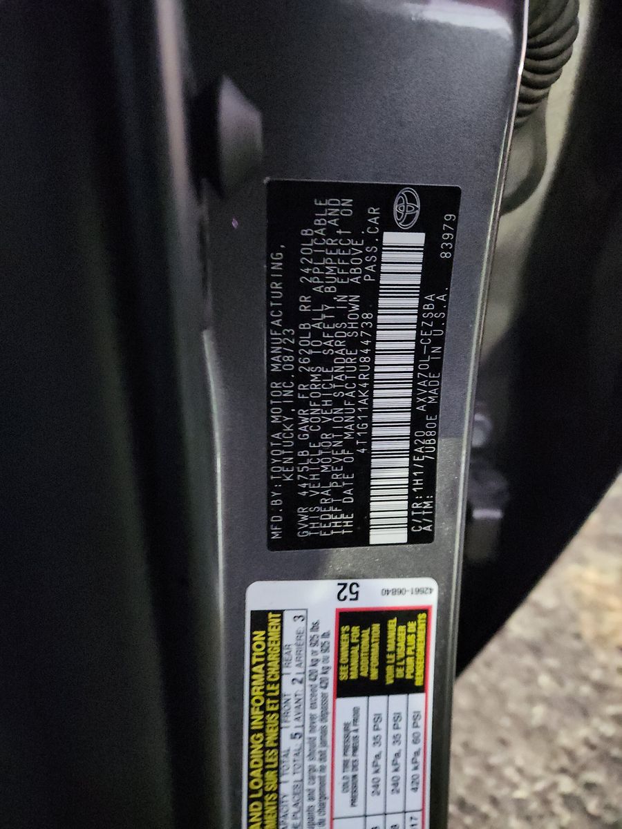 2024 Toyota Camry SE FWD