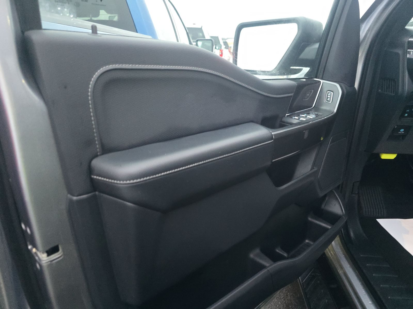 2023 Ford F-150 Hybrid XLT AWD