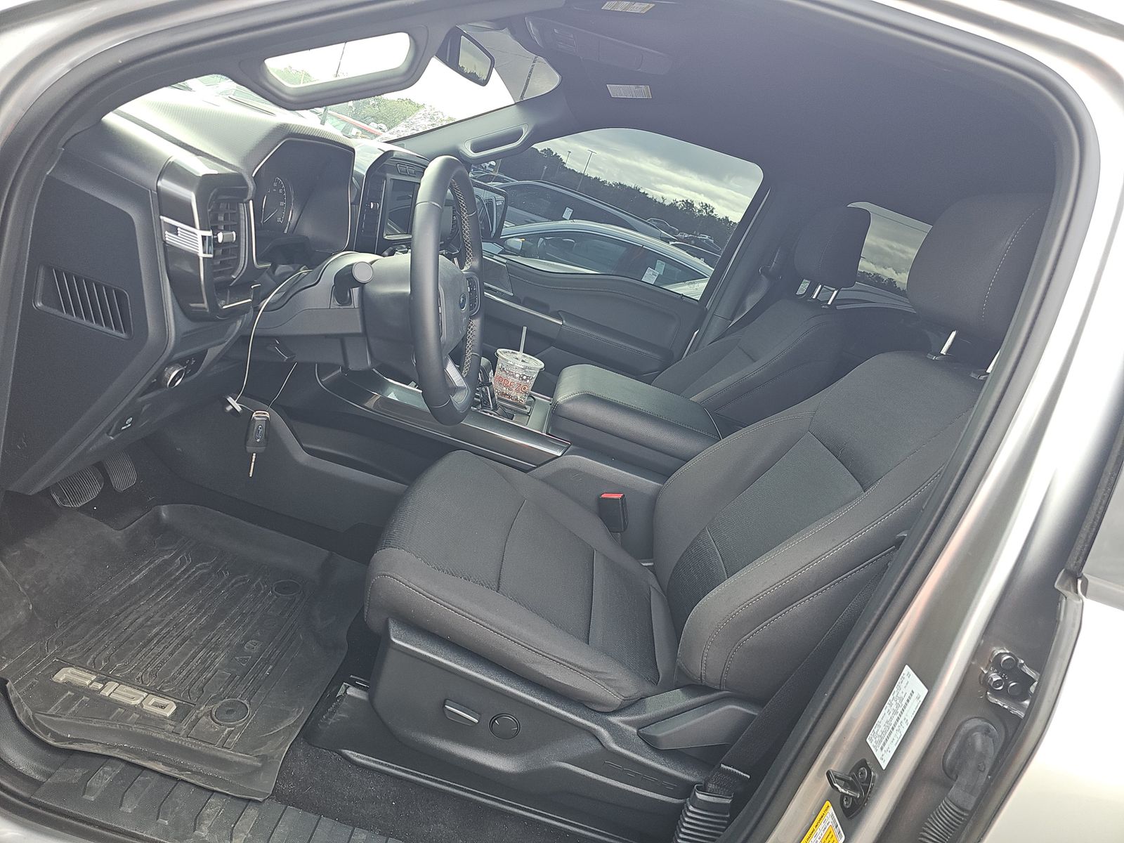 2023 Ford F-150 XLT AWD