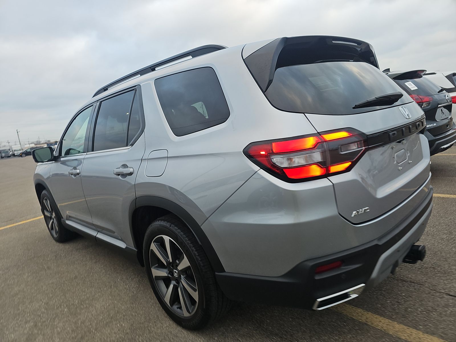2023 Honda Pilot Elite AWD