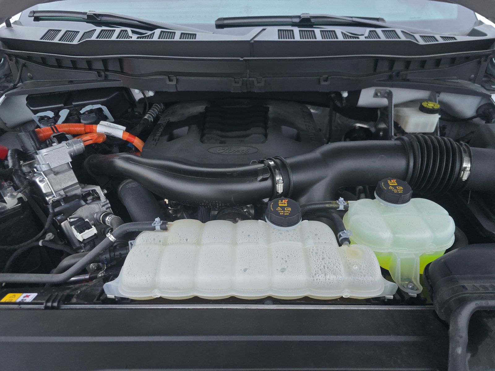 2023 Ford F-150 Hybrid XLT AWD