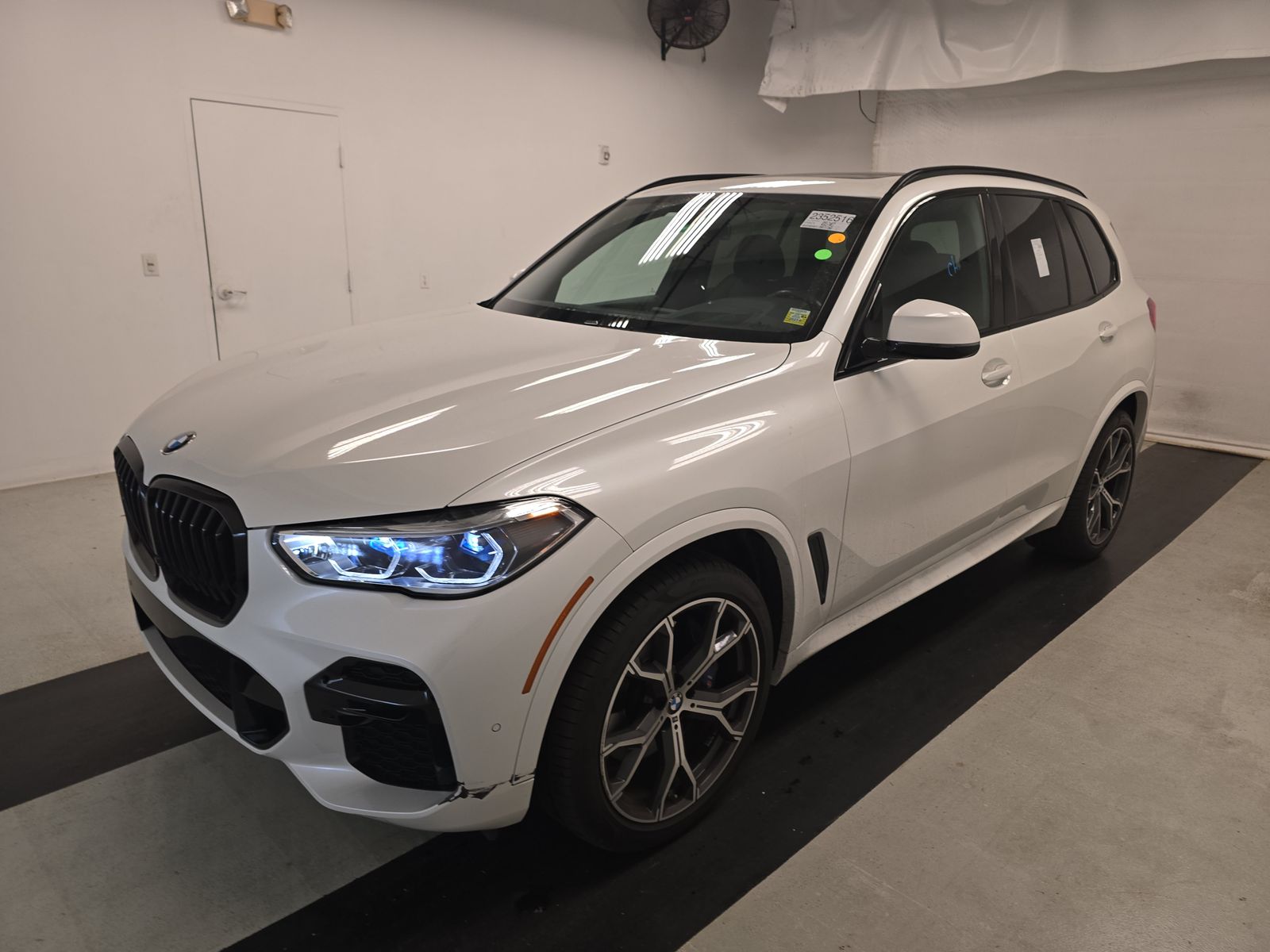 2023 BMW X5 xDrive40i AWD