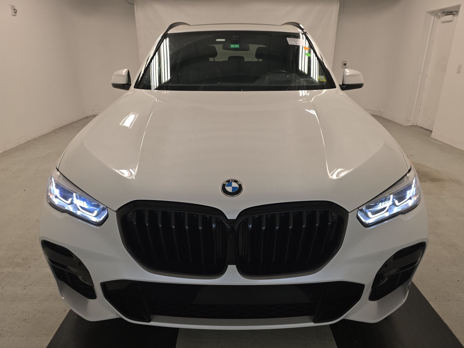 2023 BMW X5 xDrive40i AWD