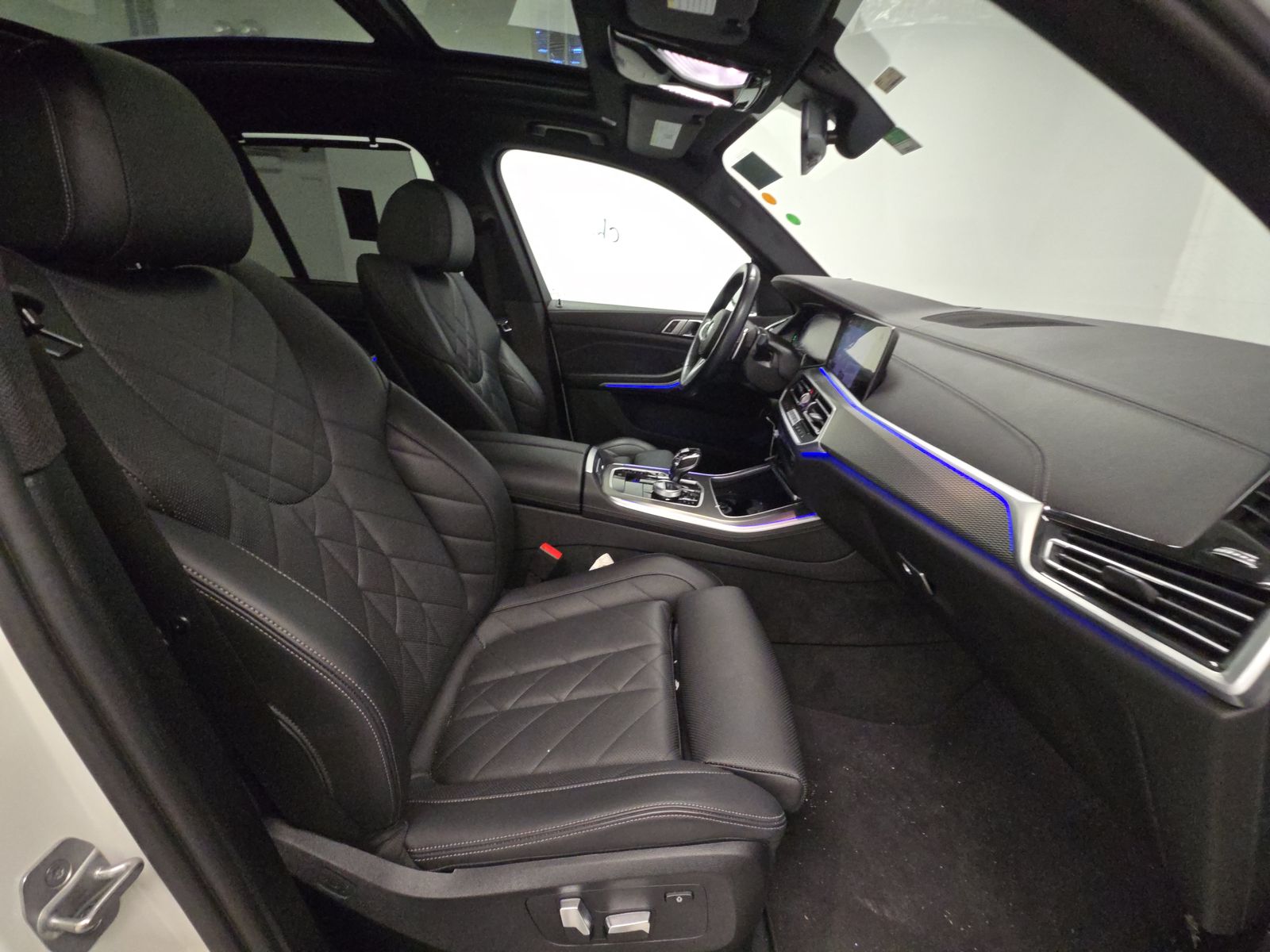 2023 BMW X5 xDrive40i AWD