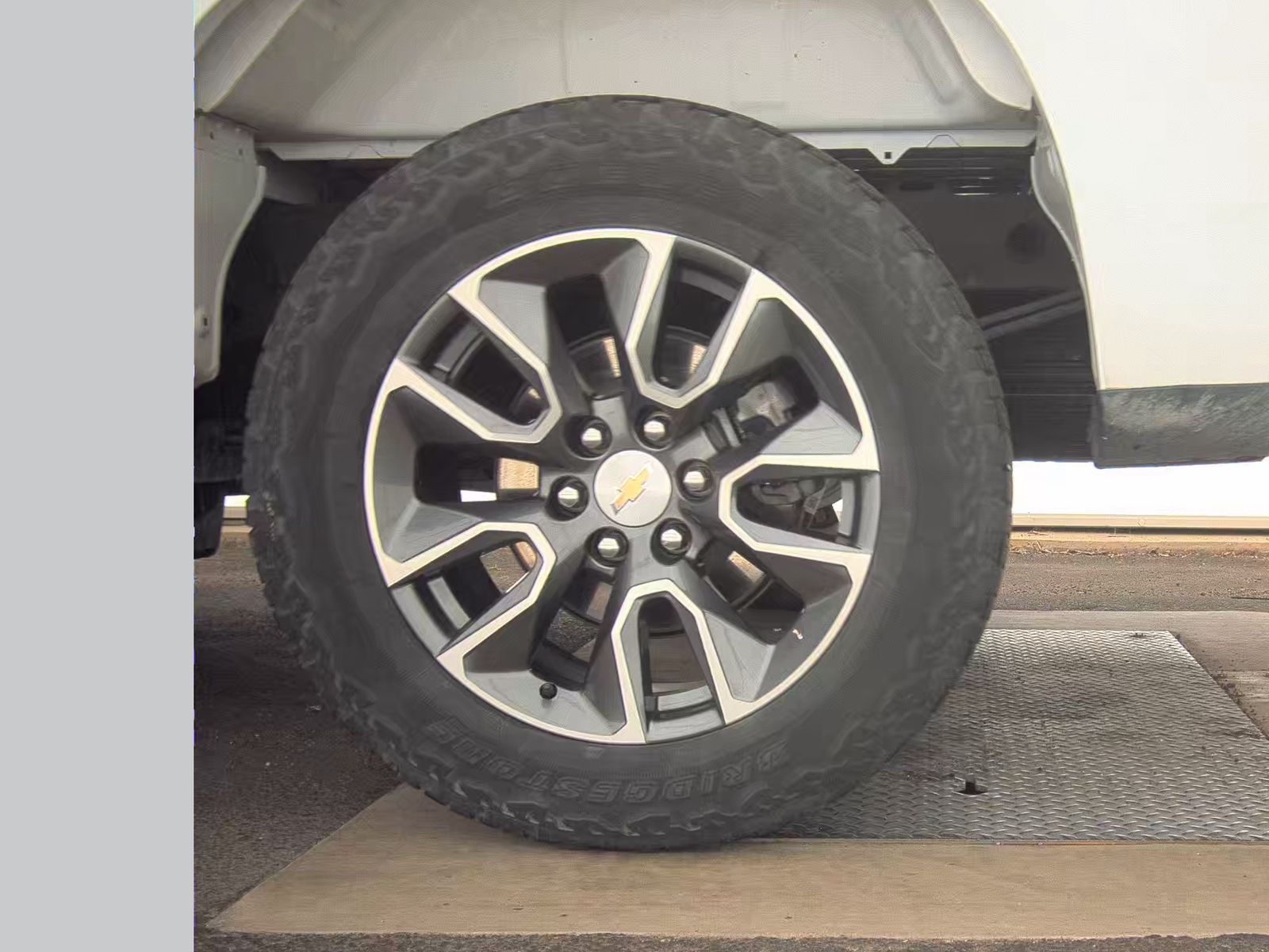 2023 Chevrolet Silverado 1500 LT AWD