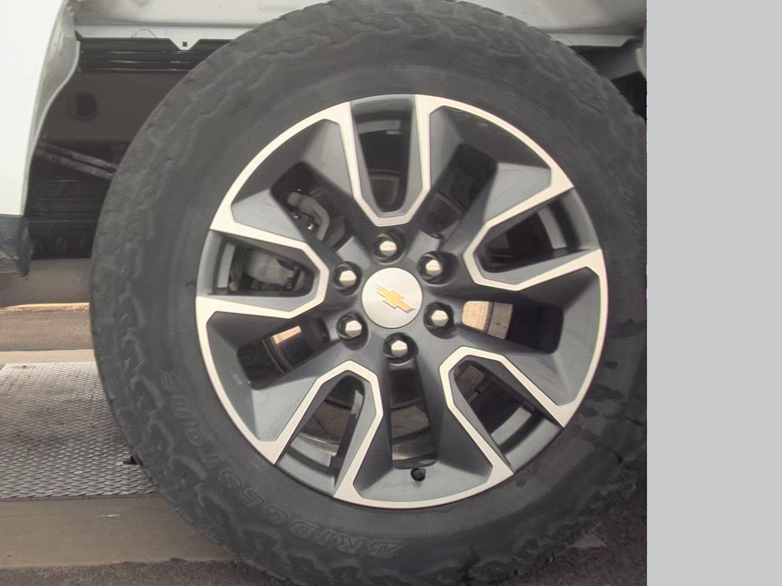 2023 Chevrolet Silverado 1500 LT AWD