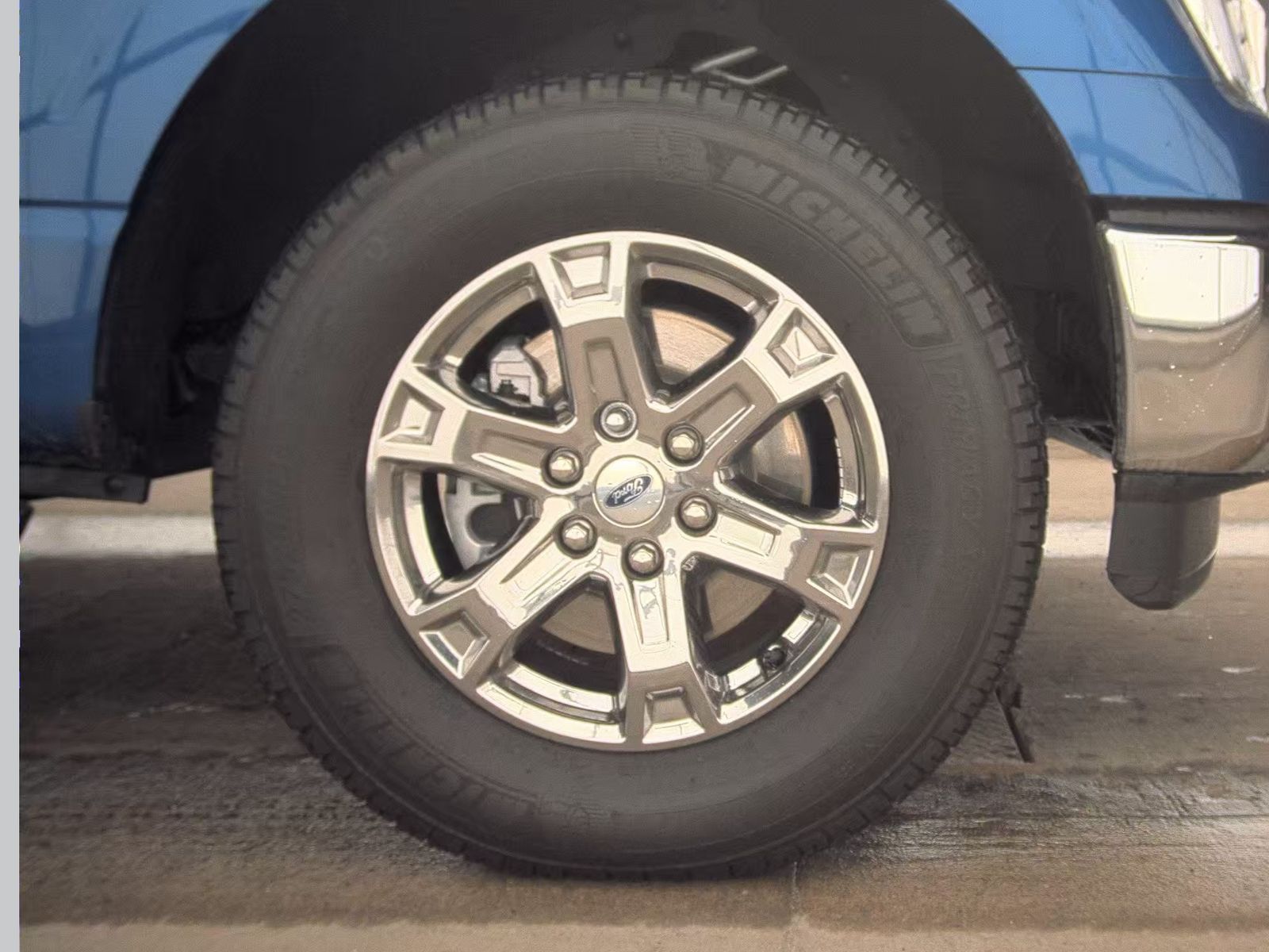 2023 Ford F-150 XLT AWD