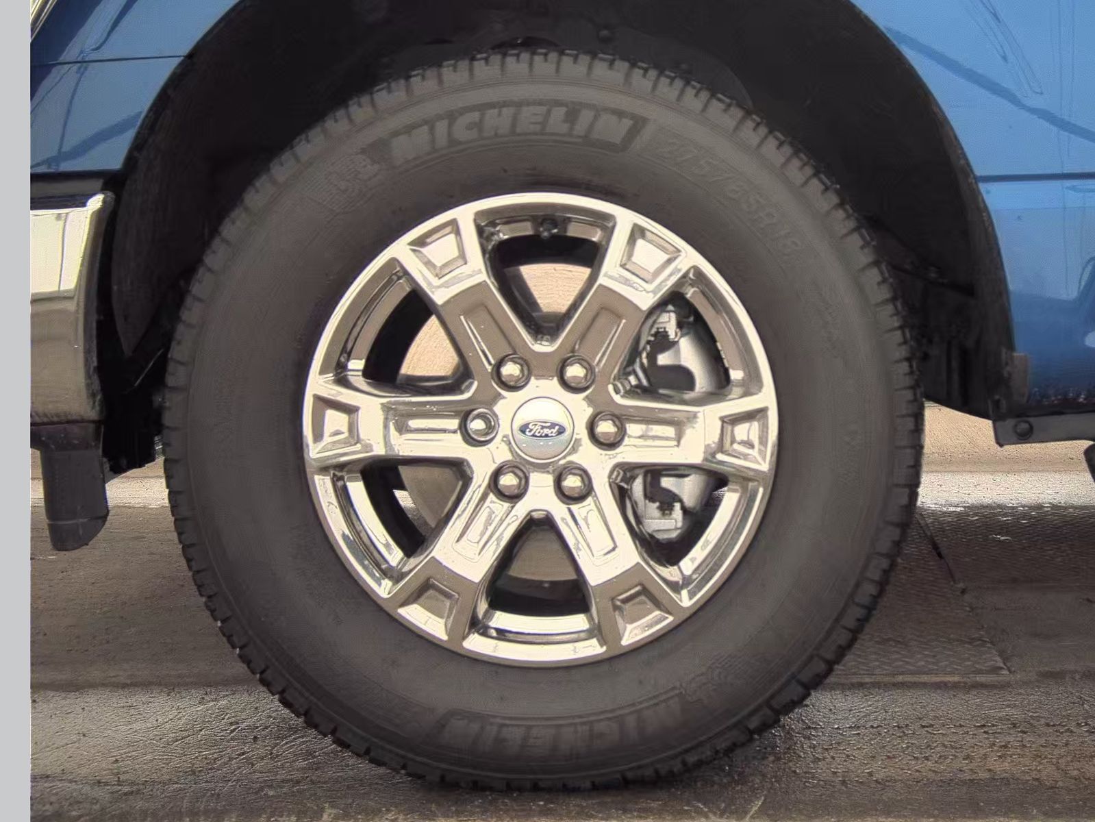 2023 Ford F-150 XLT AWD