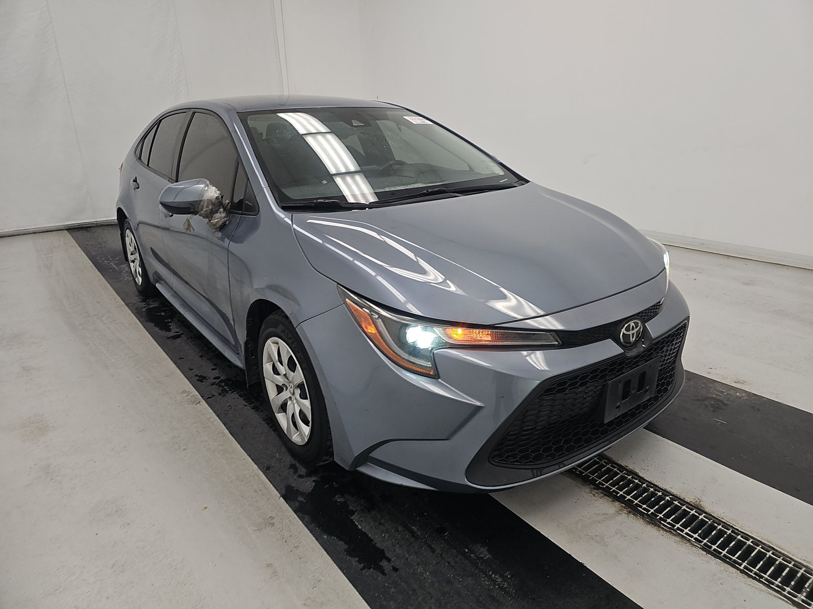 2022 Toyota Corolla LE FWD