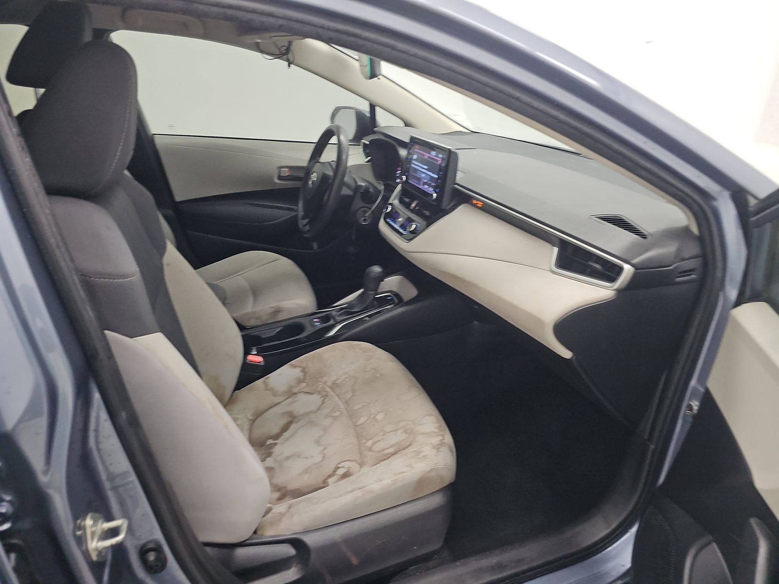 2022 Toyota Corolla LE FWD