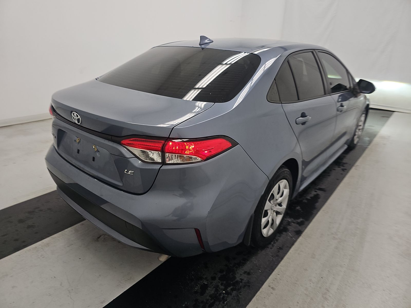 2022 Toyota Corolla LE FWD