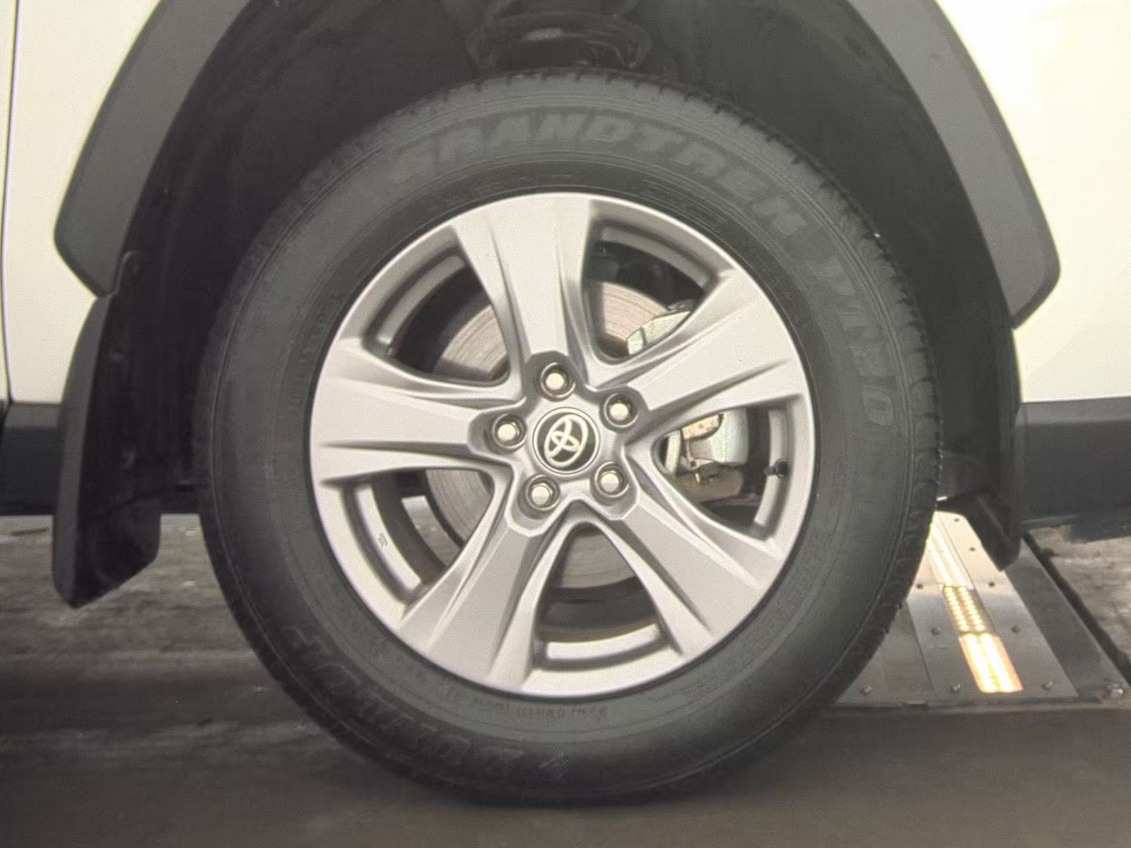 2024 Toyota RAV4 XLE FWD