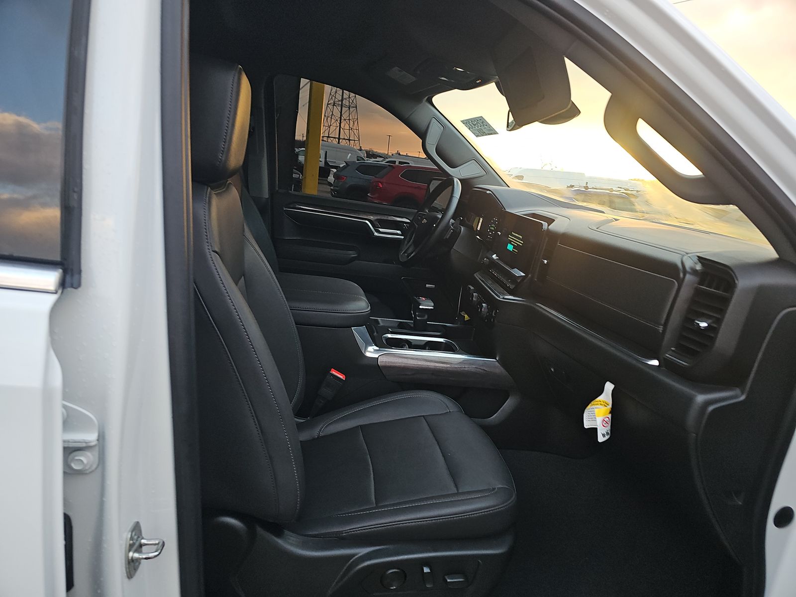 2023 Chevrolet Silverado 1500 LTZ AWD