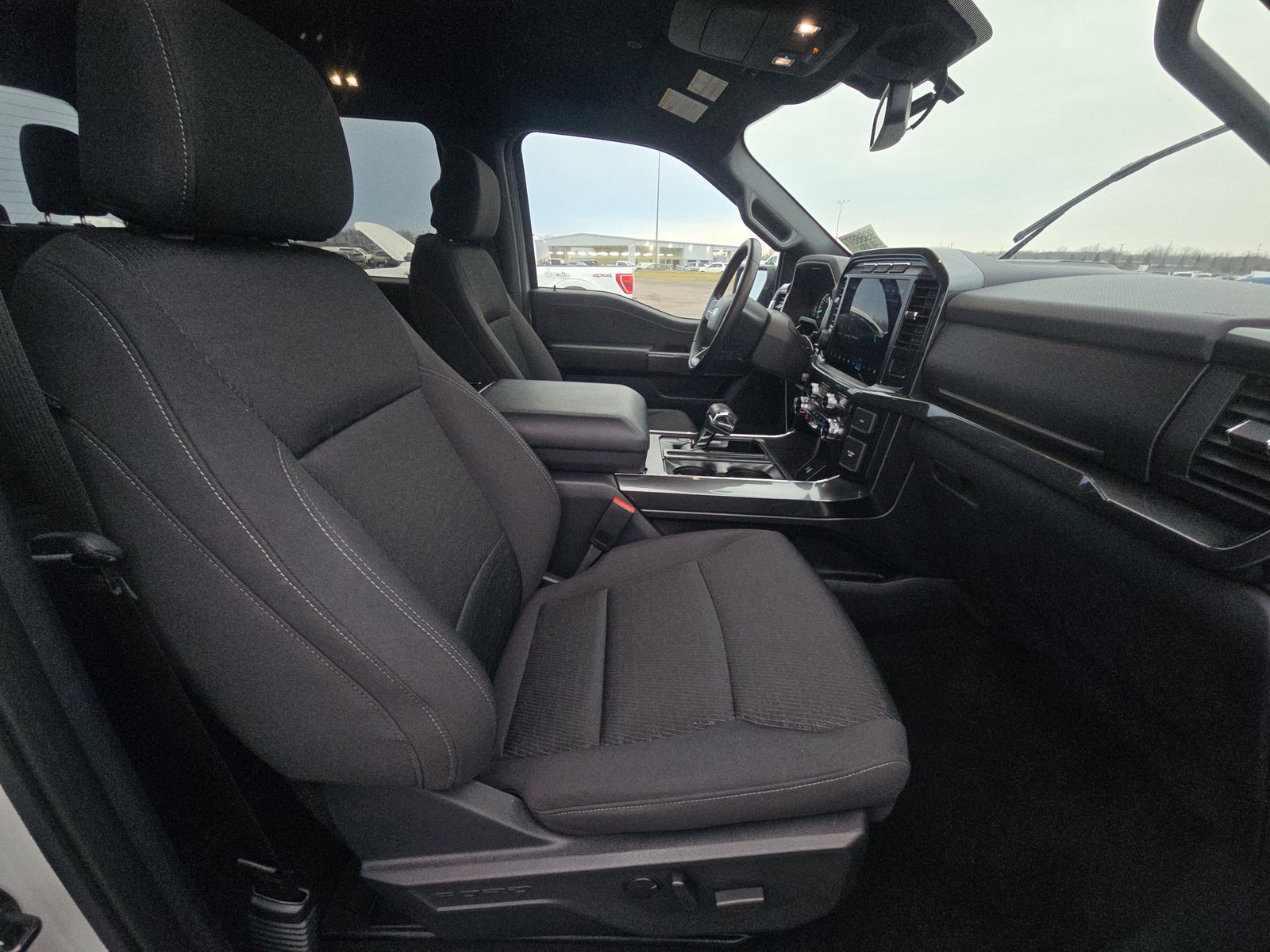 2023 Ford F-150 Hybrid XLT AWD