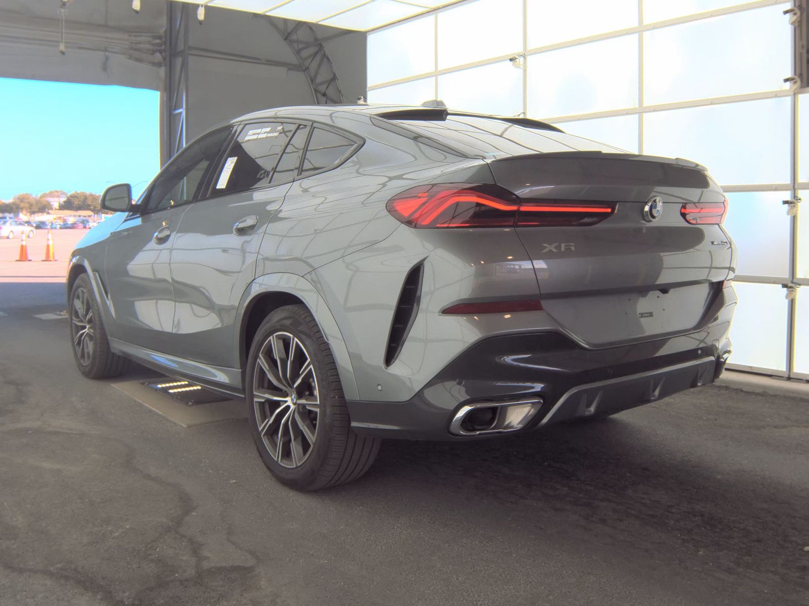 2025 BMW X6 xDrive40i AWD