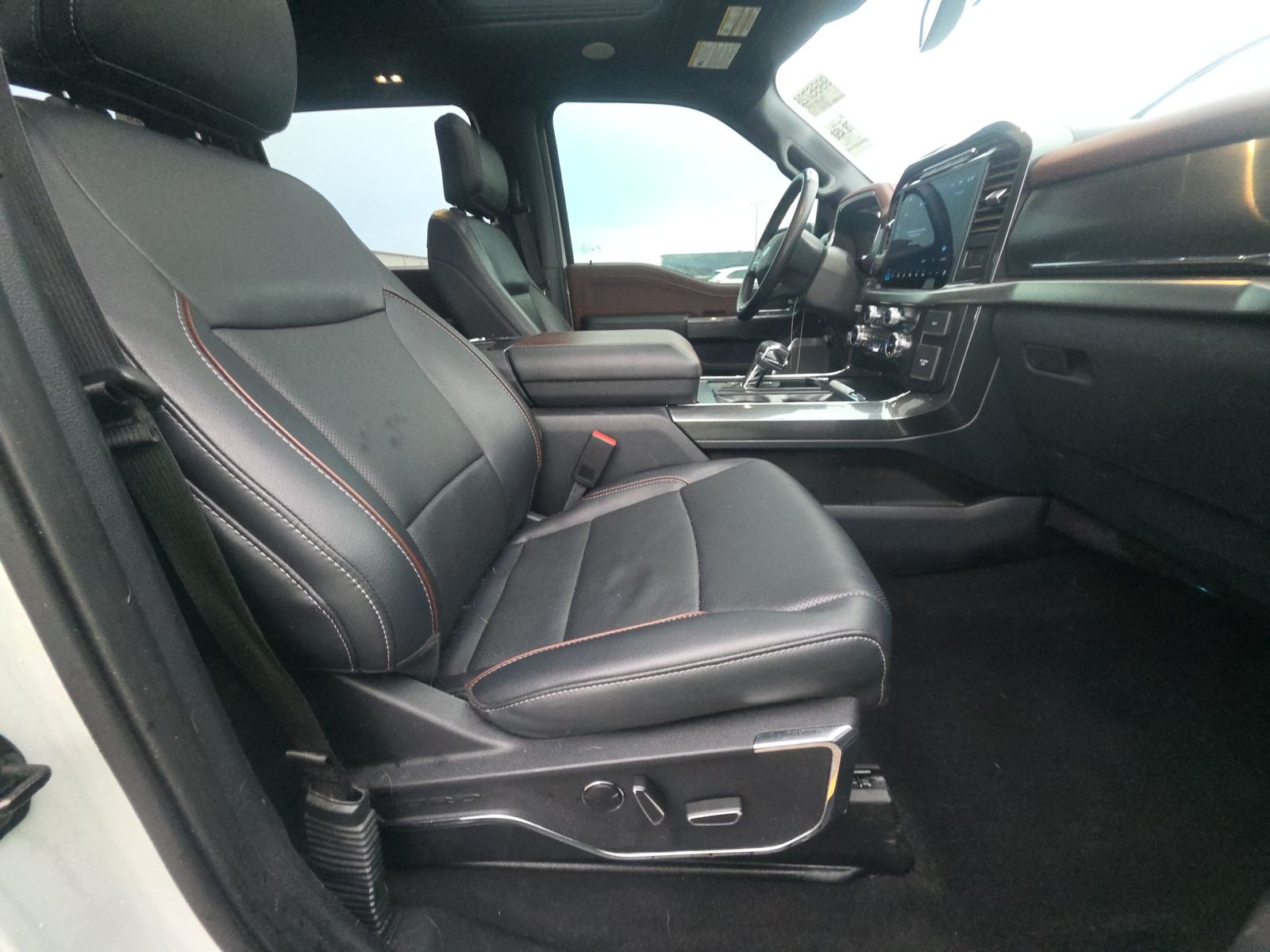 2023 Ford F-150 Hybrid Lariat AWD