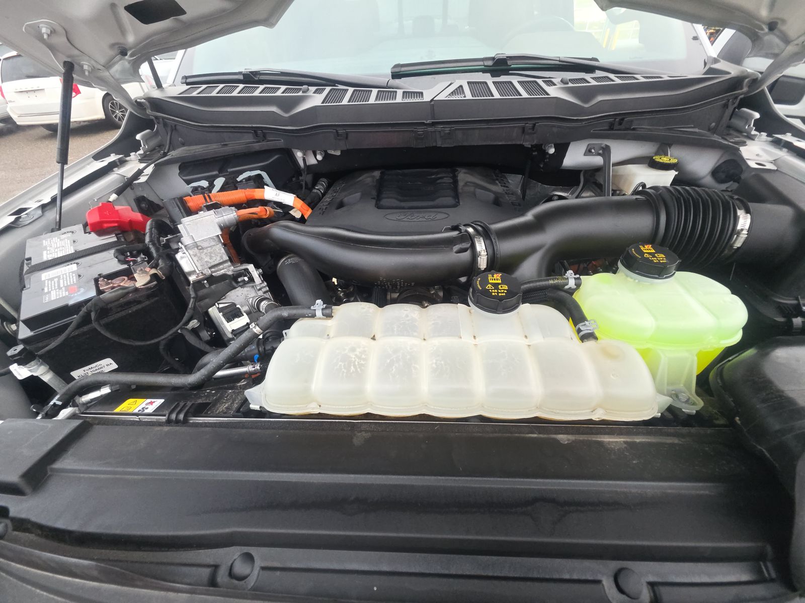 2023 Ford F-150 Hybrid Lariat AWD