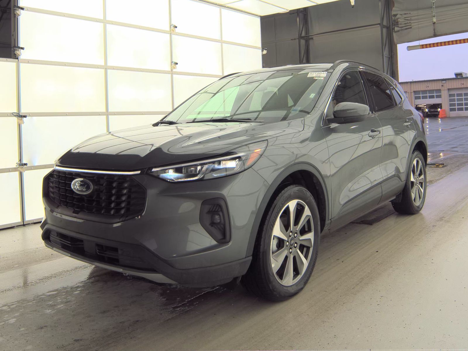 2025 Ford Escape Platinum AWD