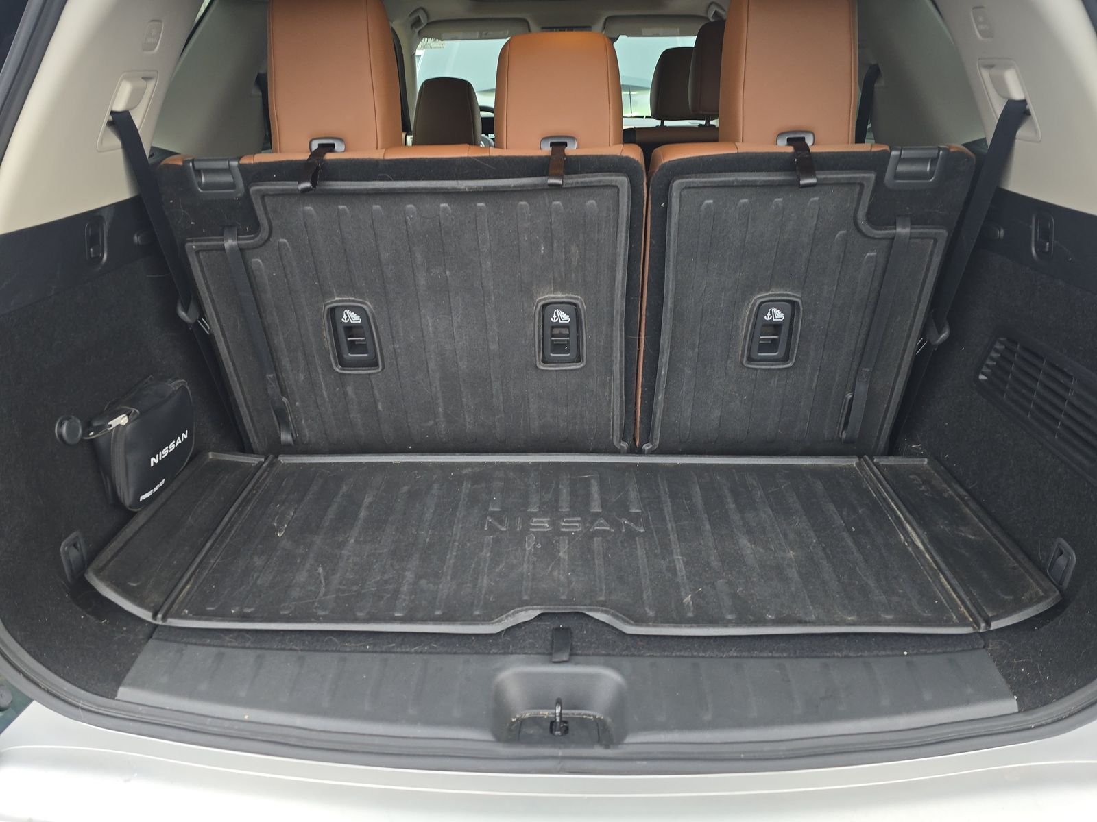 2024 Nissan Pathfinder Platinum AWD