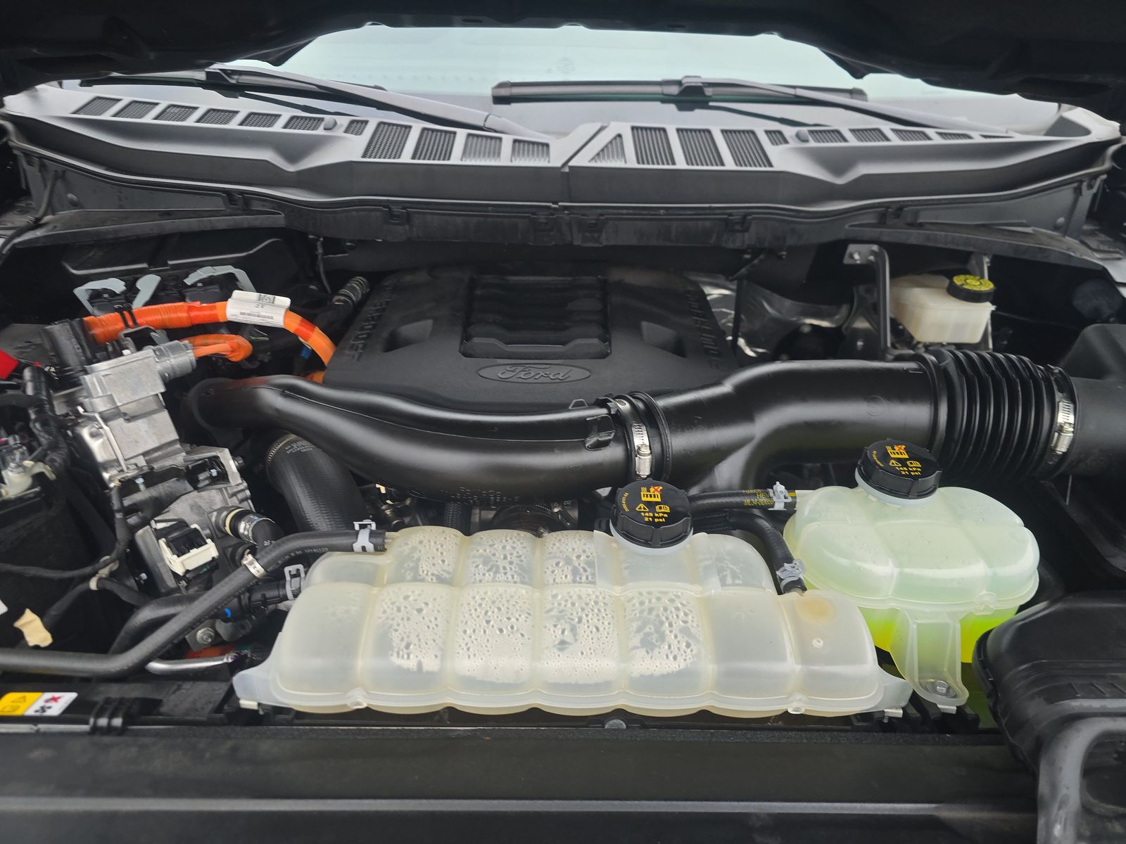 2023 Ford F-150 Hybrid XLT AWD