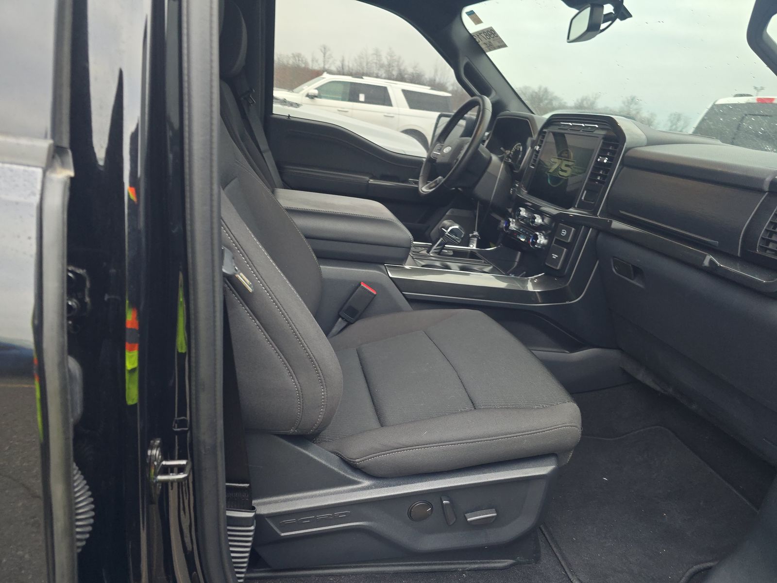 2023 Ford F-150 Hybrid XLT AWD