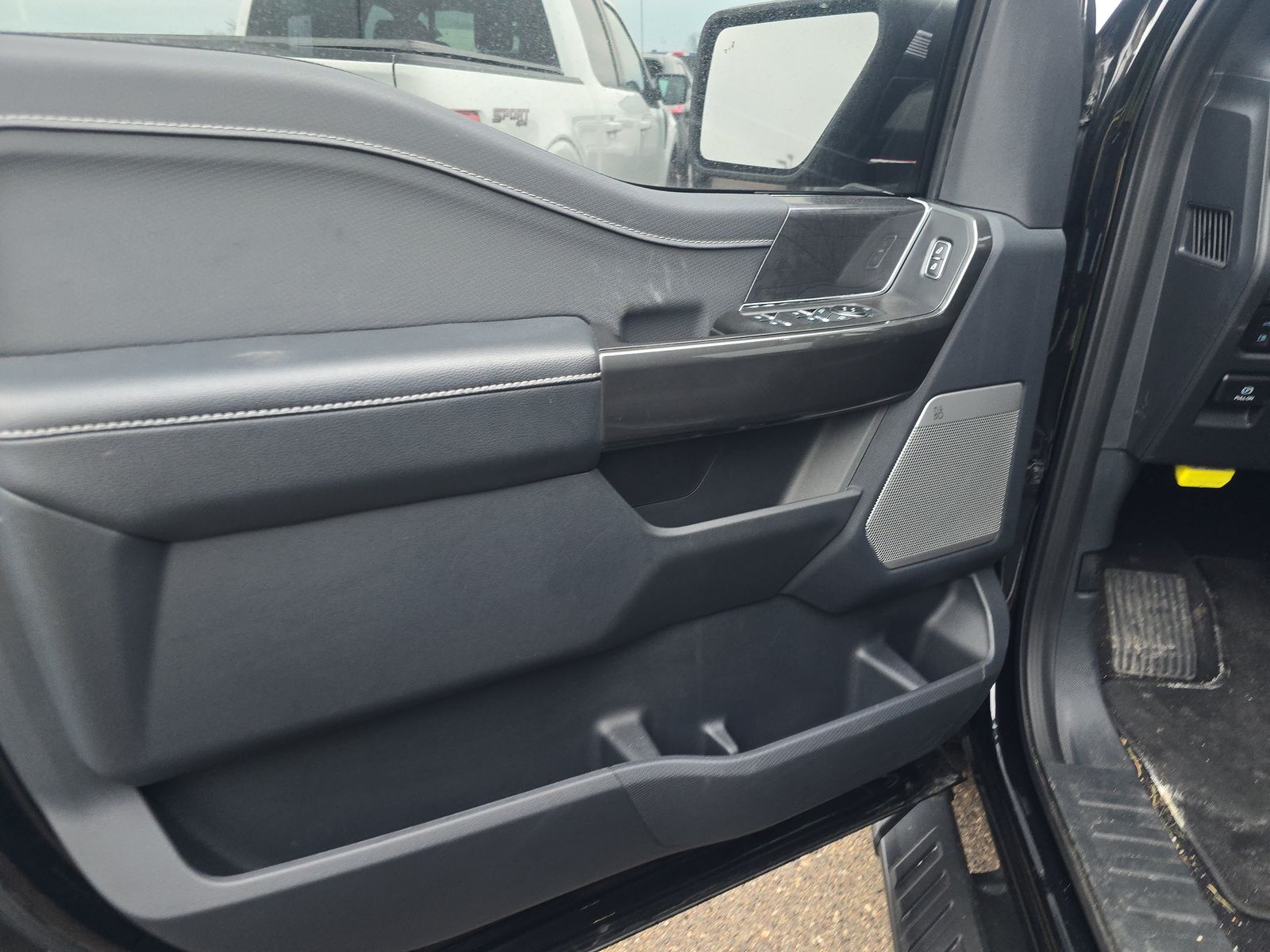 2023 Ford F-150 Hybrid XLT AWD