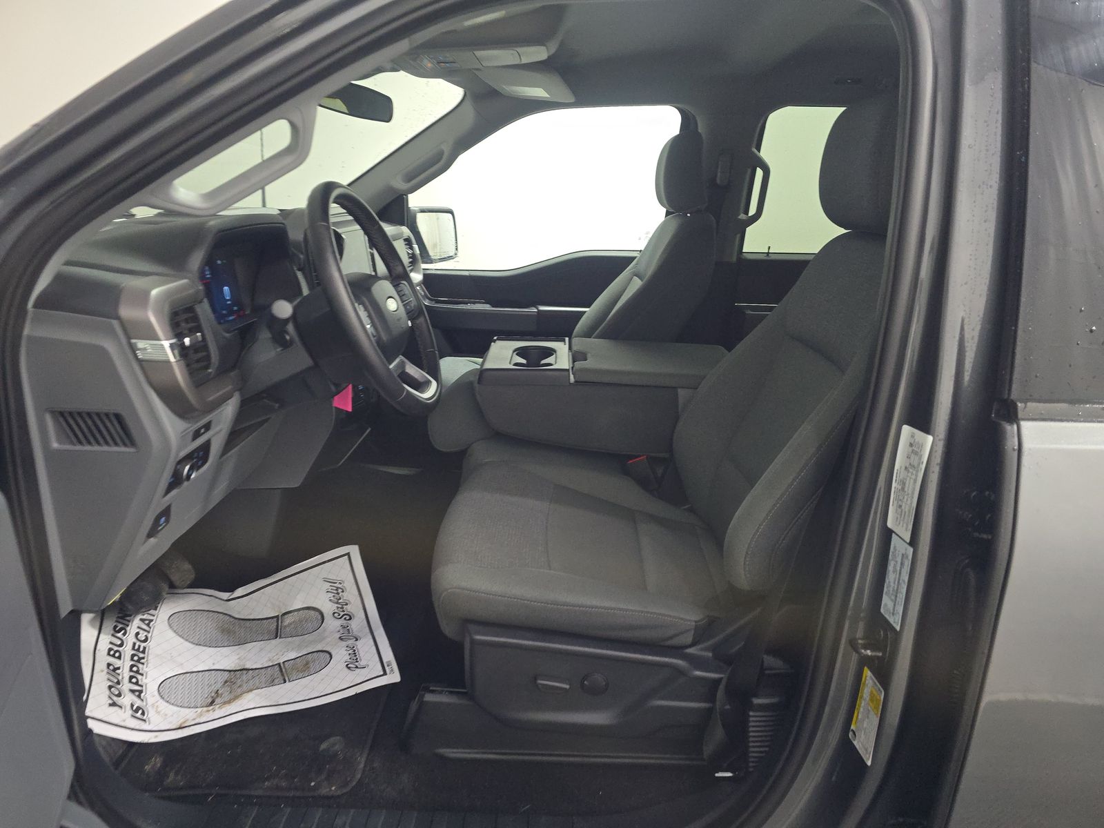 2025 Ford F-150 XLT AWD
