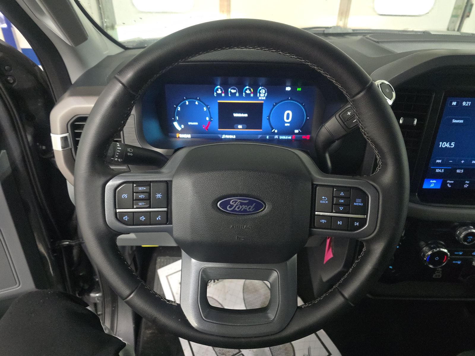 2025 Ford F-150 XLT AWD