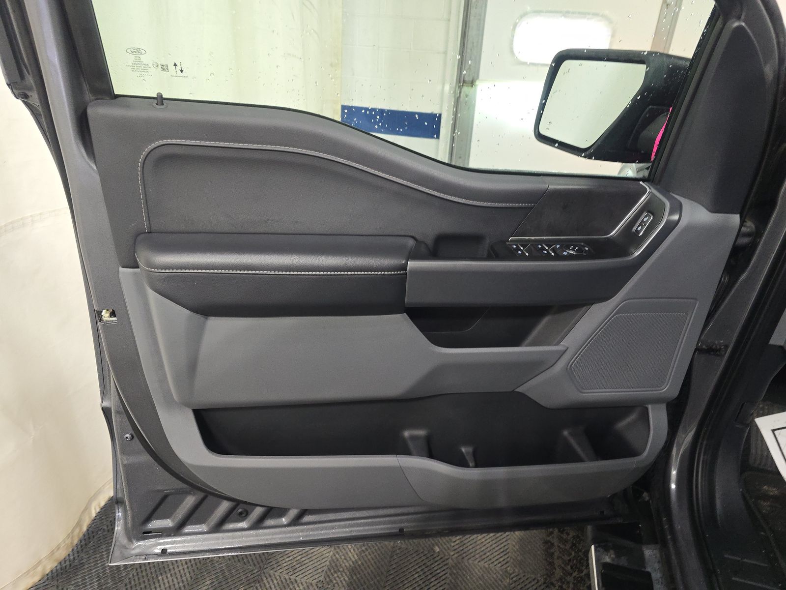 2025 Ford F-150 XLT AWD
