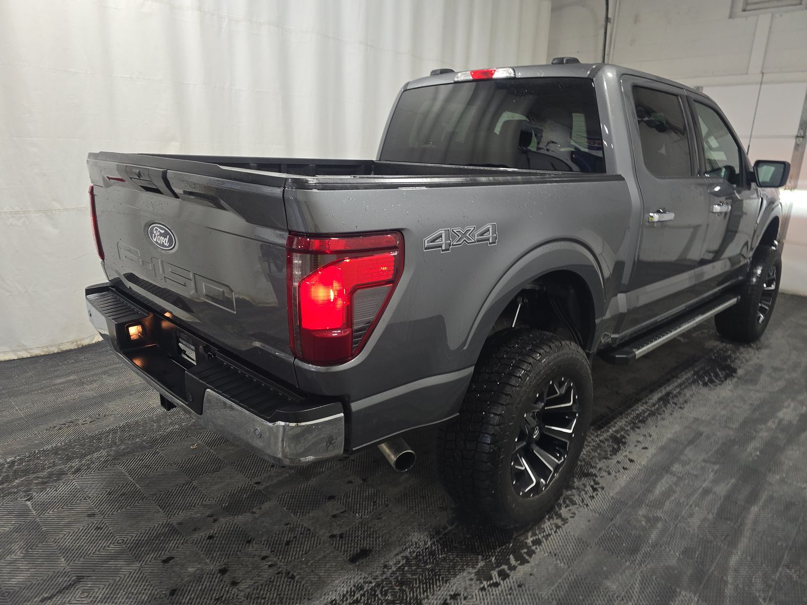 2025 Ford F-150 XLT AWD