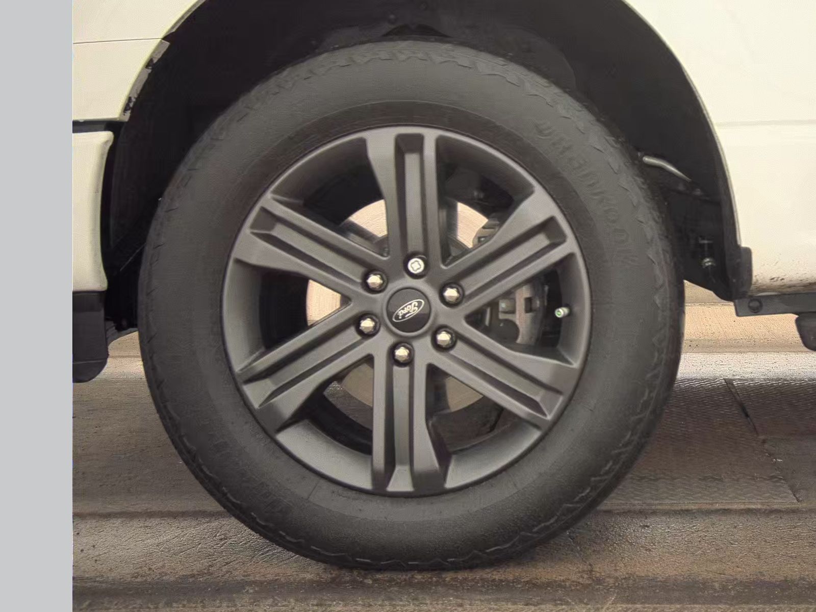 2023 Ford F-150 Hybrid XLT AWD