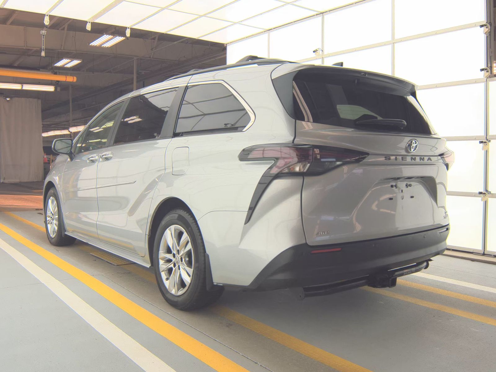 2024 Toyota Sienna XLE AWD