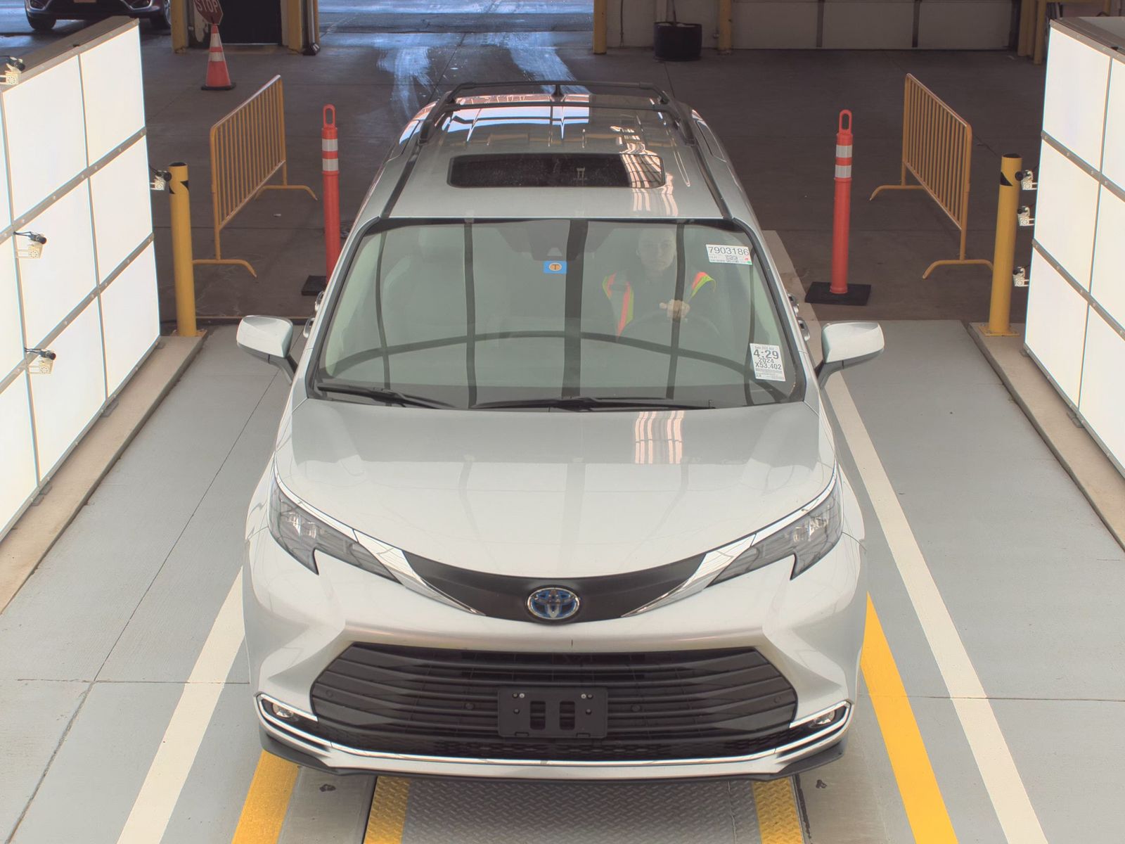 2024 Toyota Sienna XLE AWD