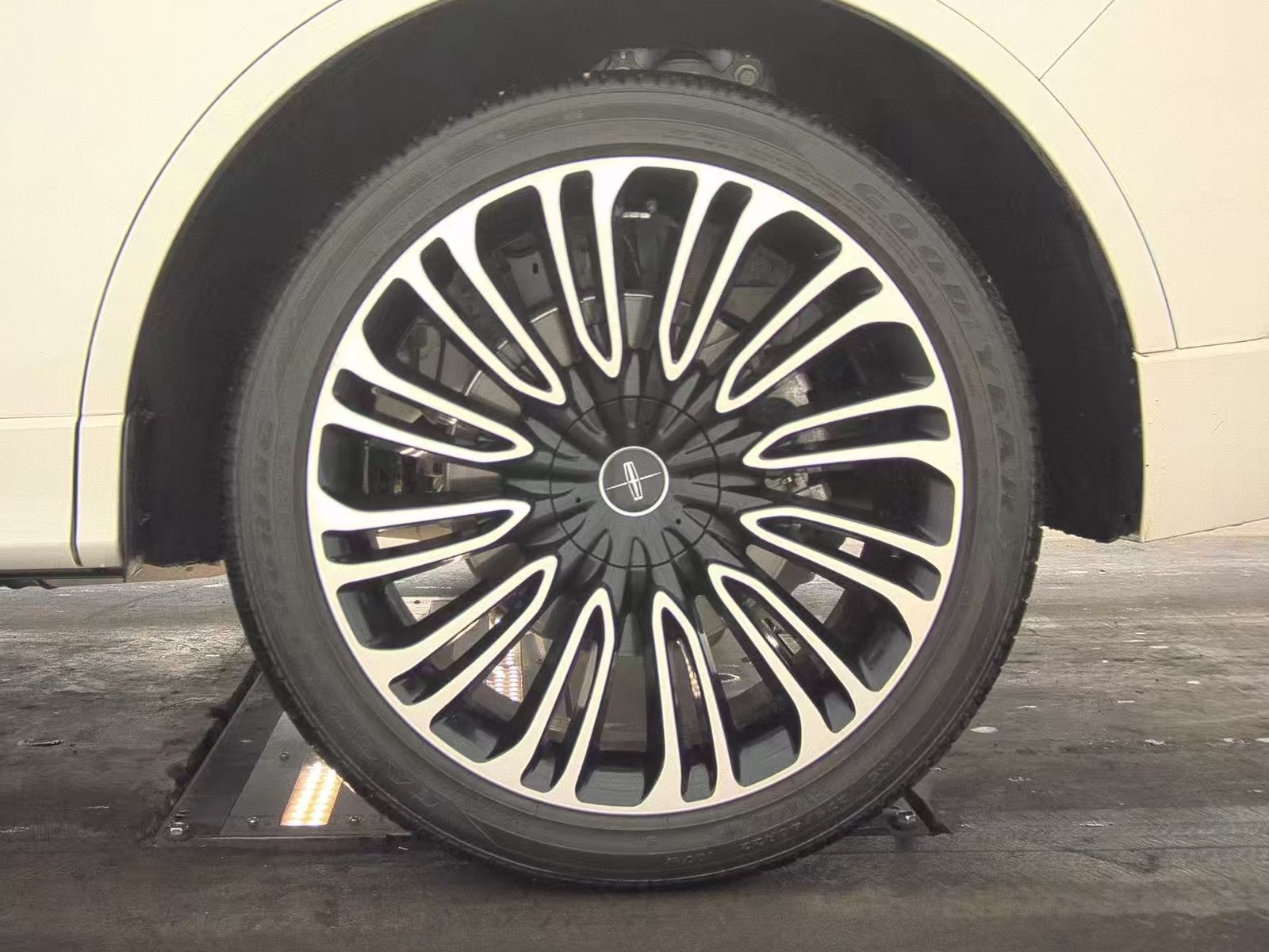 2025 Lincoln Aviator Black Label AWD