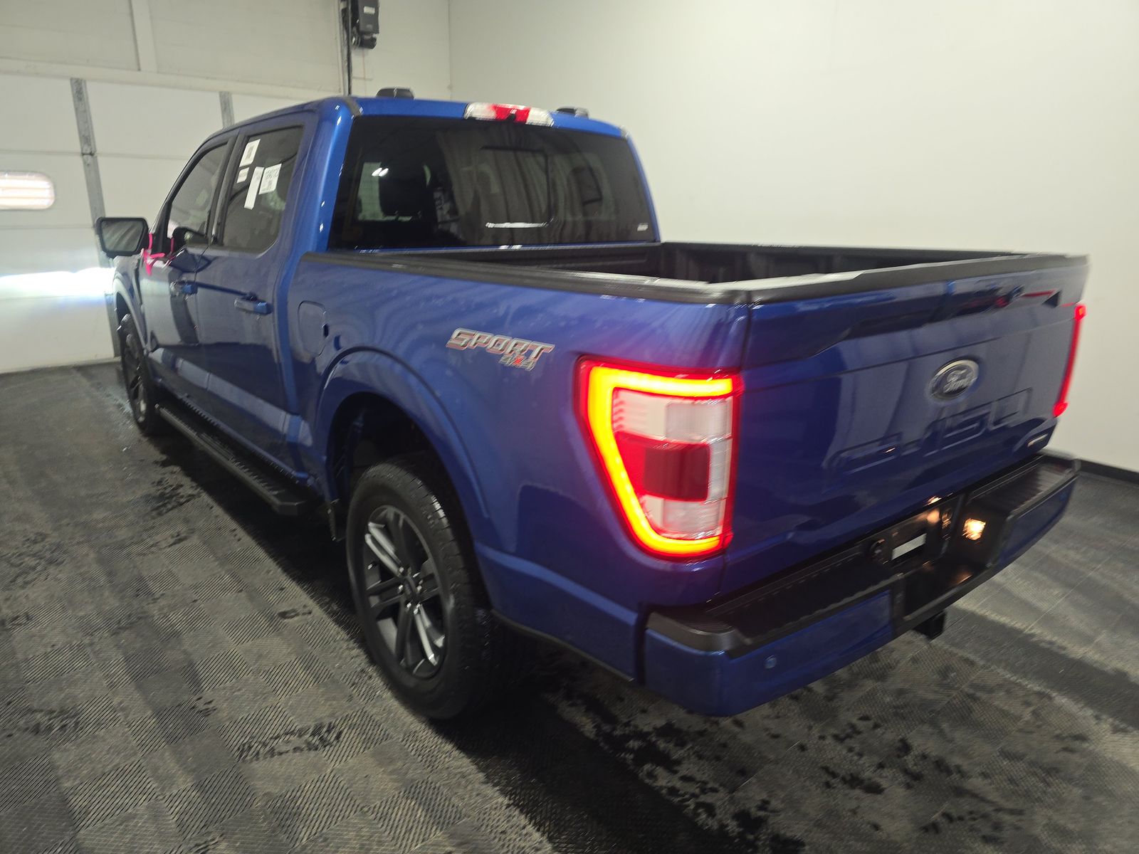 2023 Ford F-150 Lariat AWD