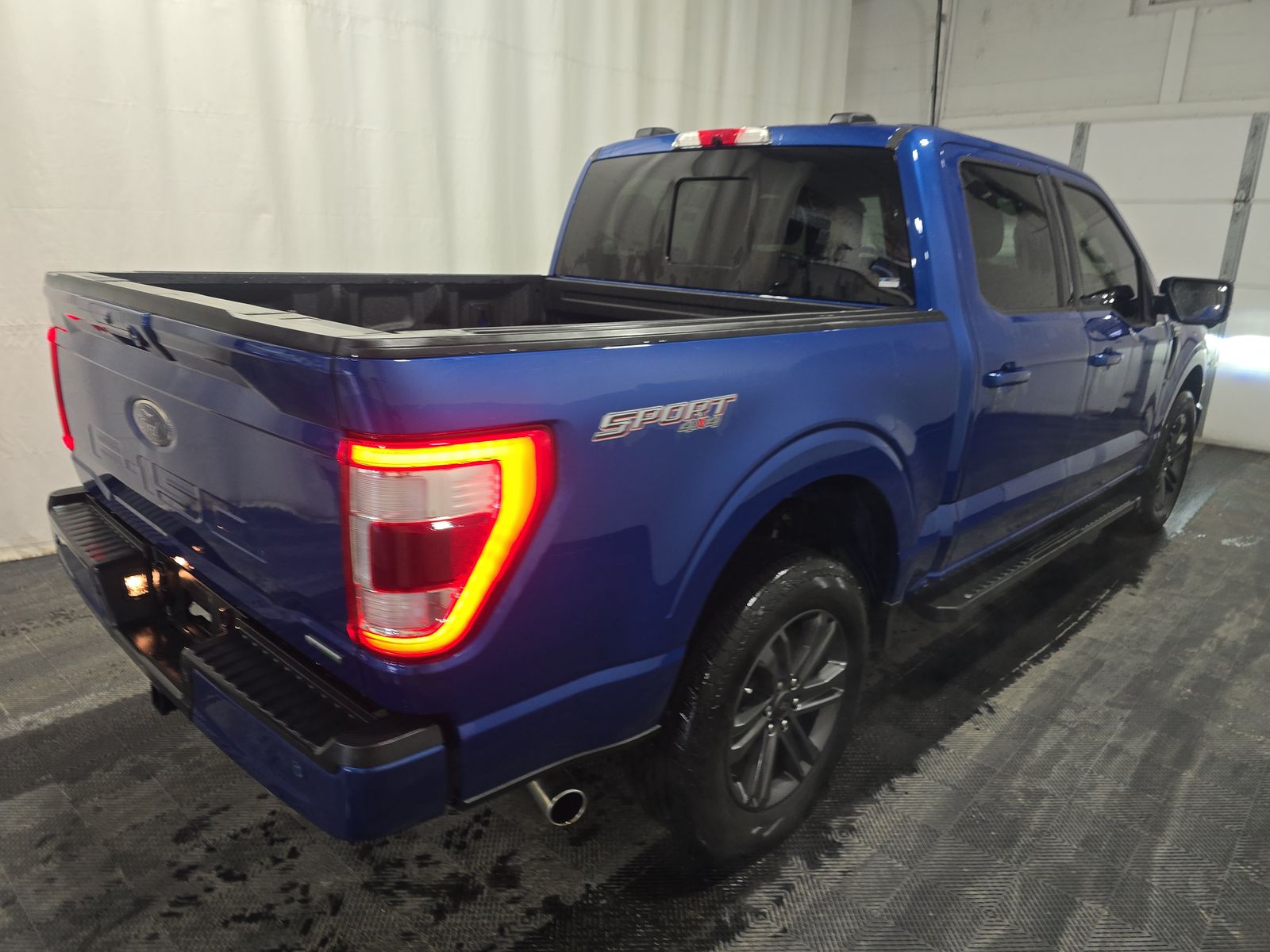 2023 Ford F-150 Lariat AWD
