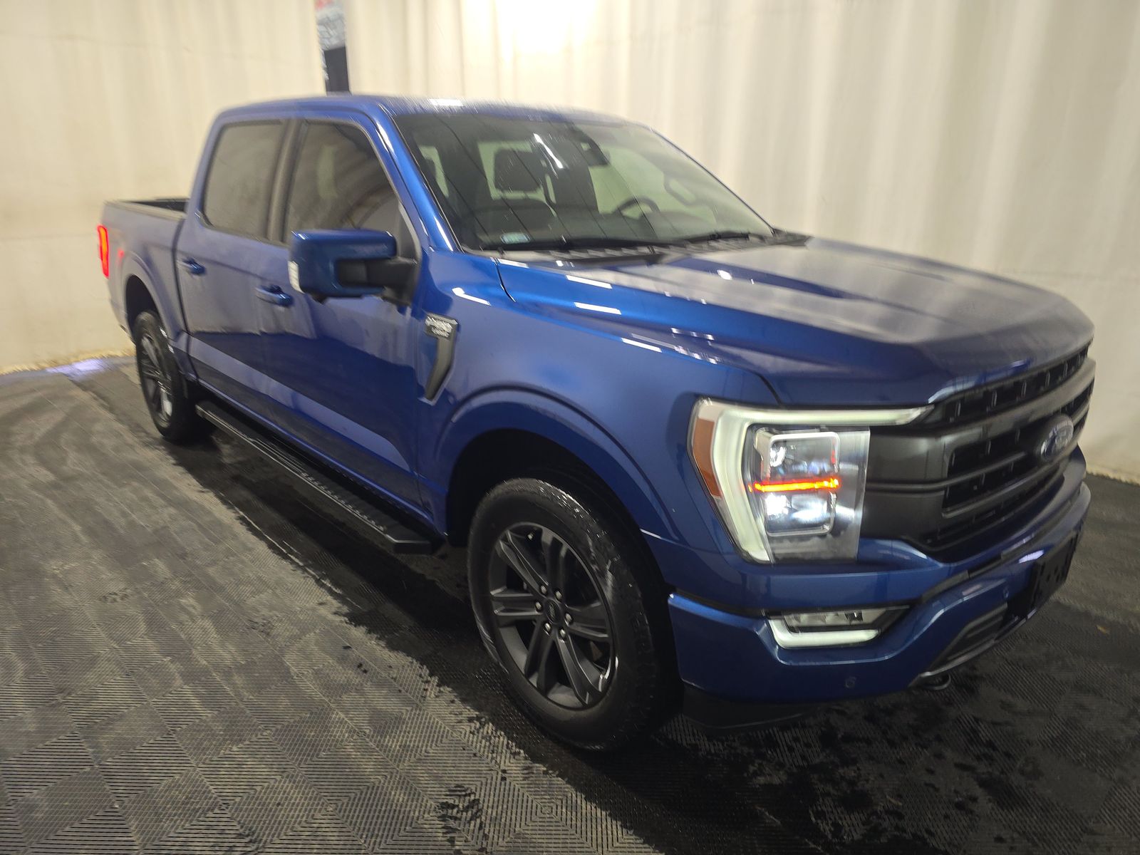 2023 Ford F-150 Lariat AWD