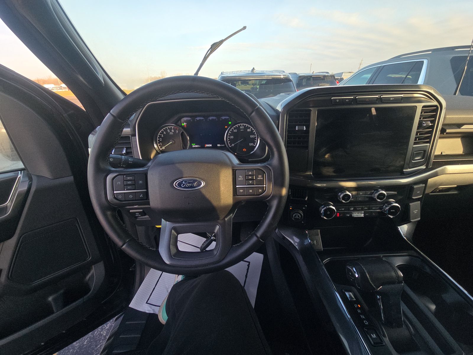 2023 Ford F-150 Hybrid XLT AWD