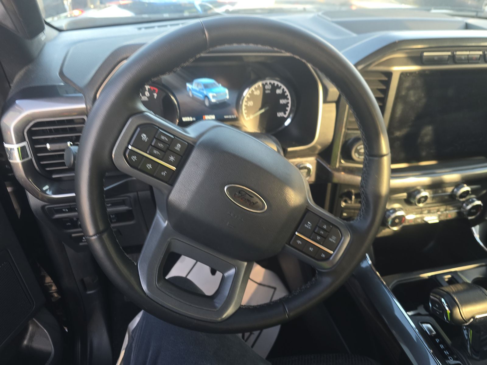 2023 Ford F-150 XLT AWD