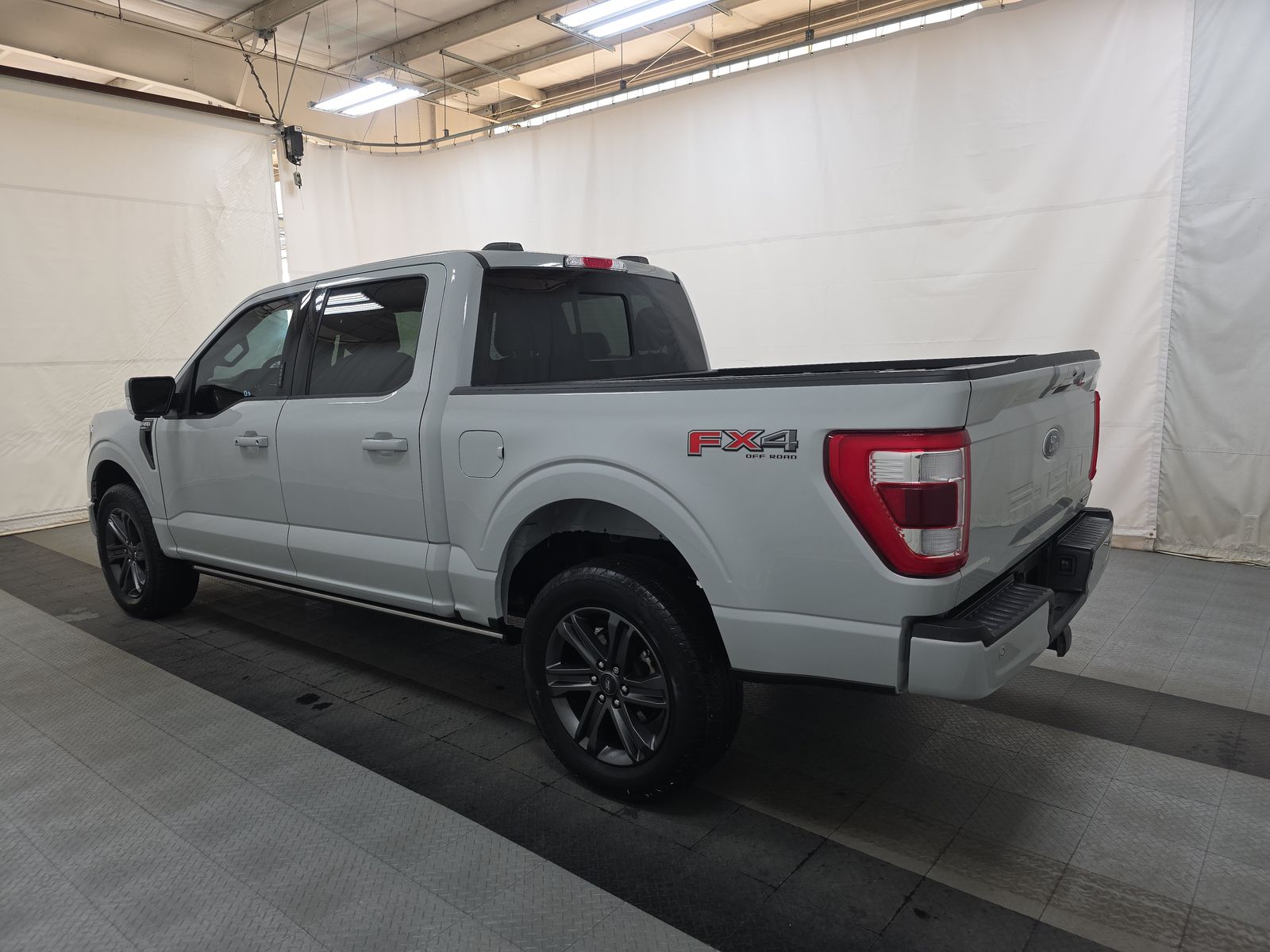 2023 Ford F-150 Lariat AWD