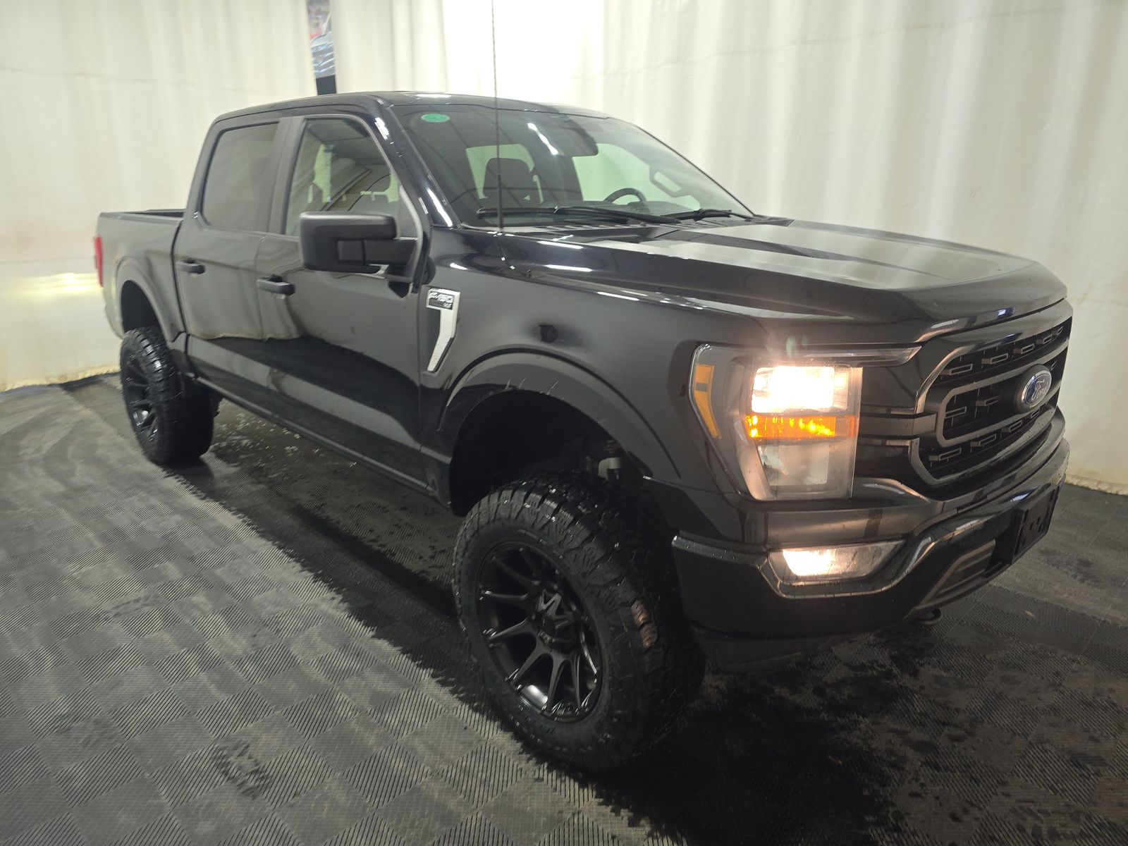 2023 Ford F-150 XLT AWD