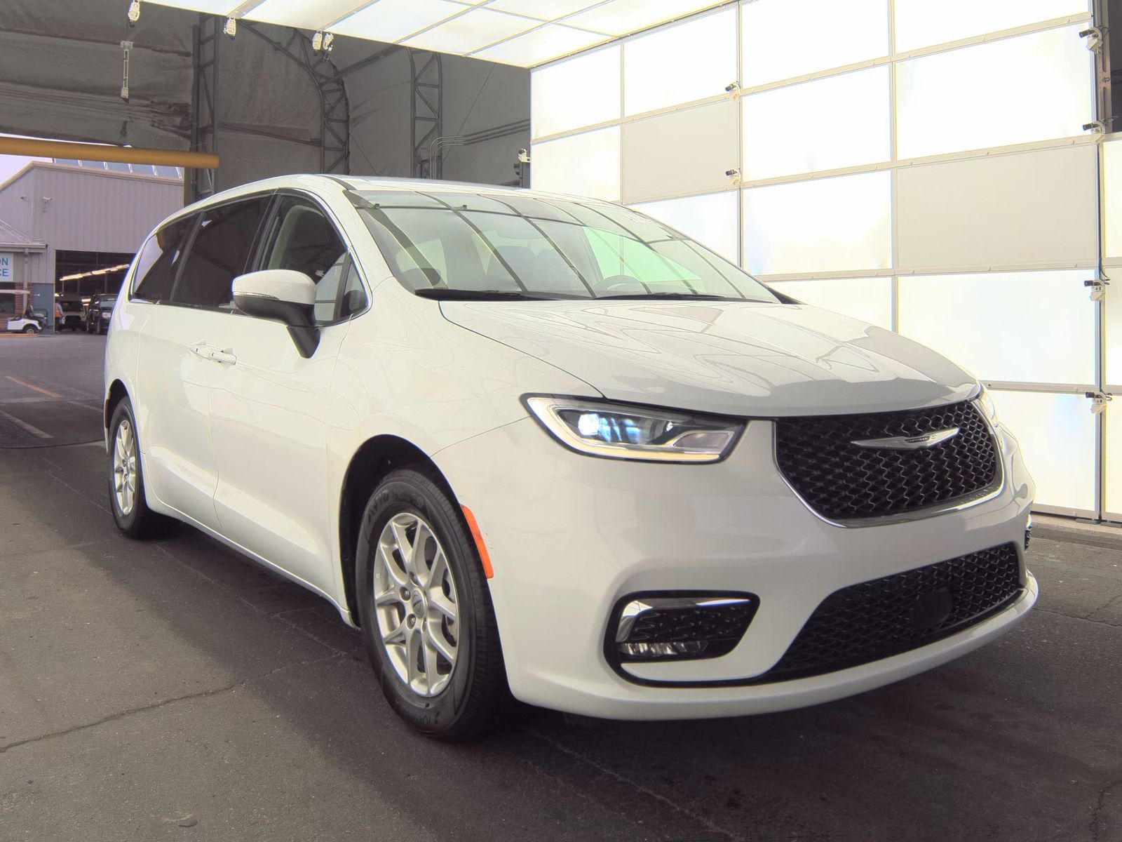 2023 Chrysler Pacifica Touring L FWD