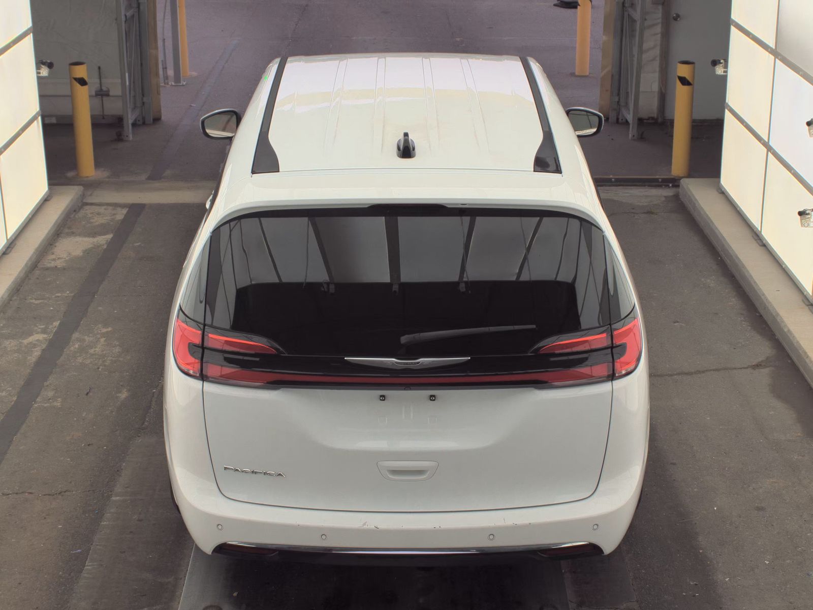 2023 Chrysler Pacifica Touring L FWD