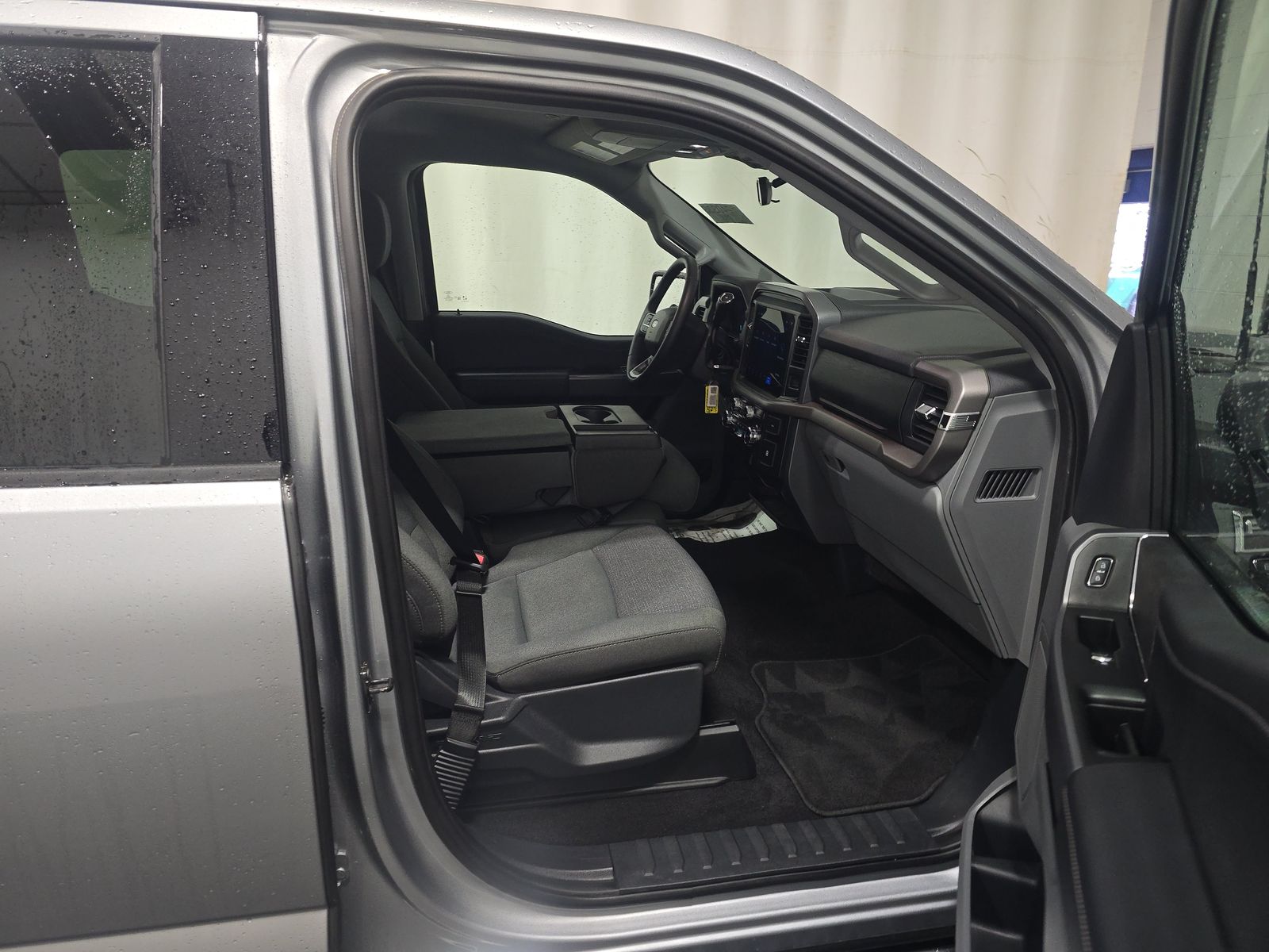 2025 Ford F-150 XLT AWD