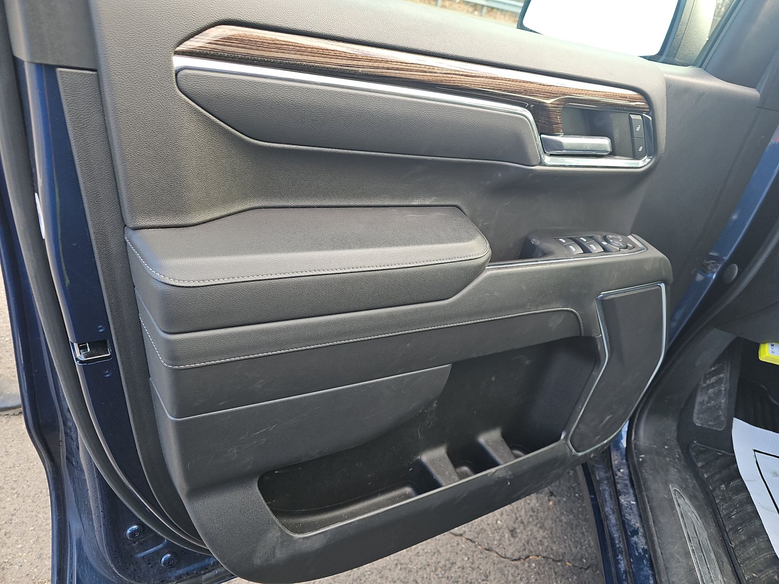 2023 Chevrolet Silverado 1500 LT AWD