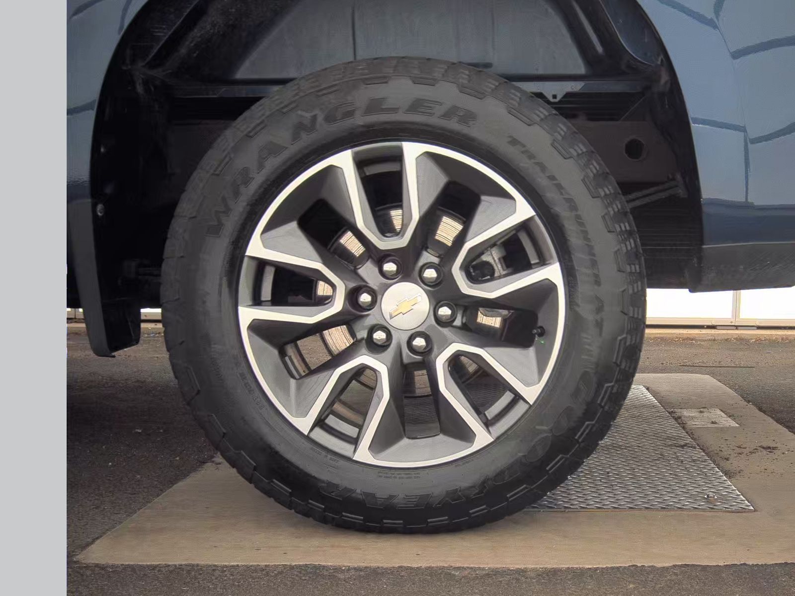 2023 Chevrolet Silverado 1500 LT AWD