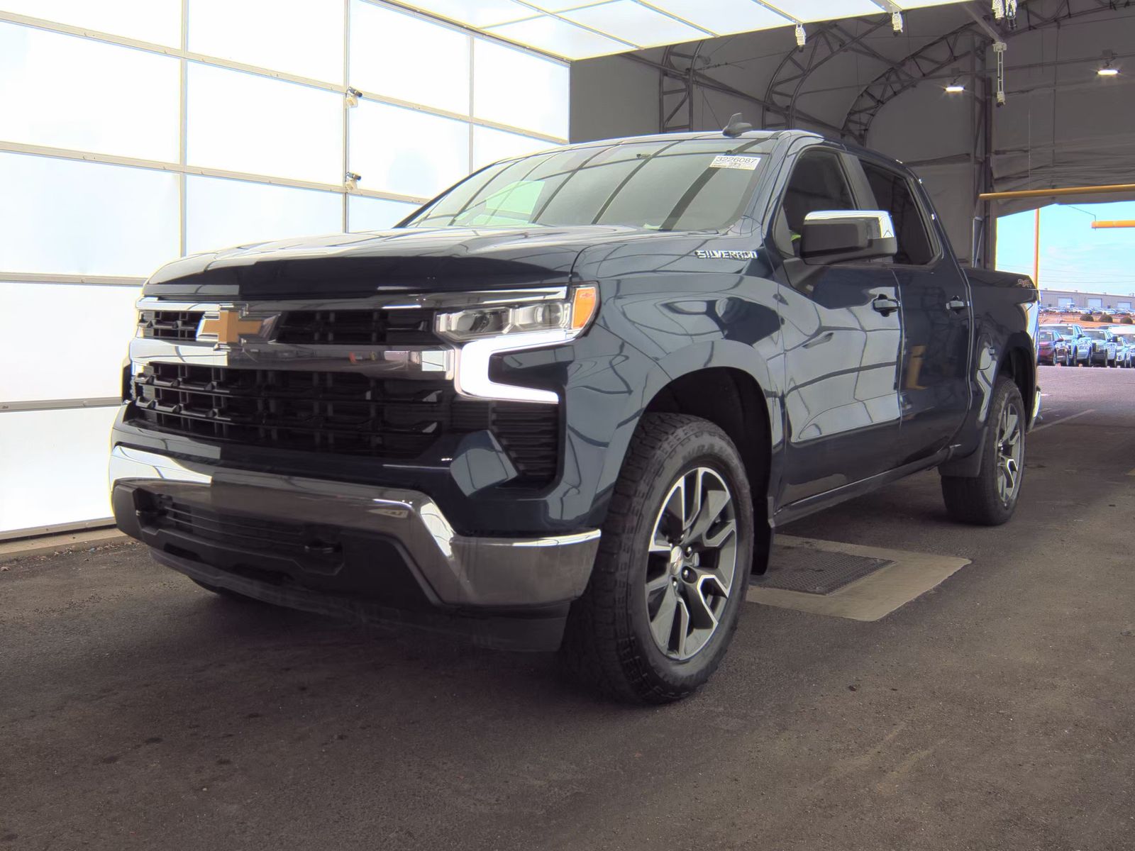 2023 Chevrolet Silverado 1500 LT AWD