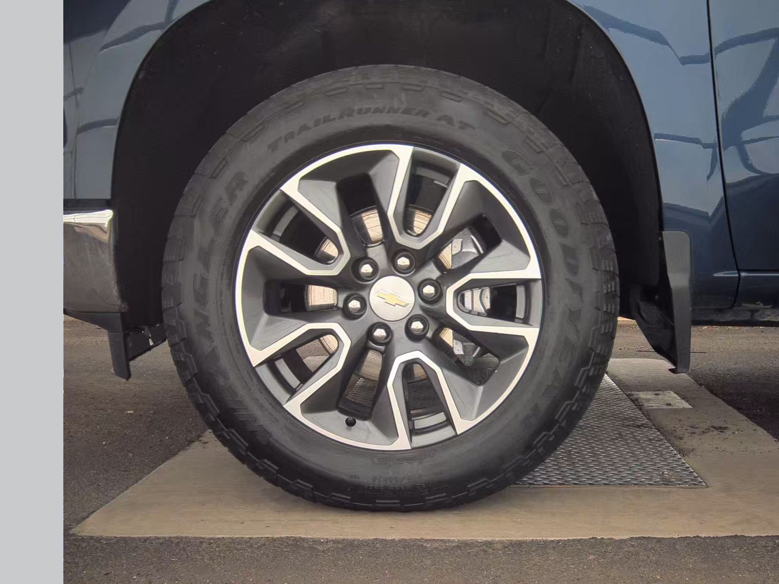 2023 Chevrolet Silverado 1500 LT AWD