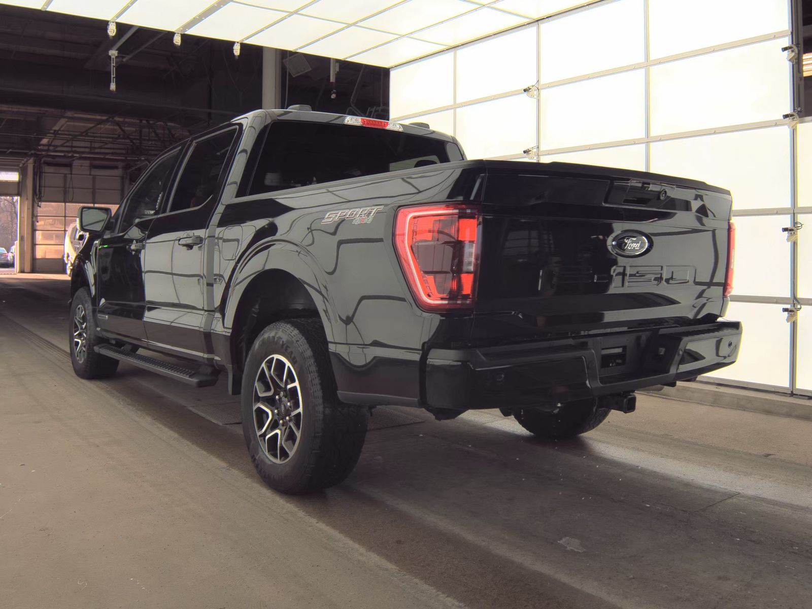 2023 Ford F-150 Hybrid XLT AWD